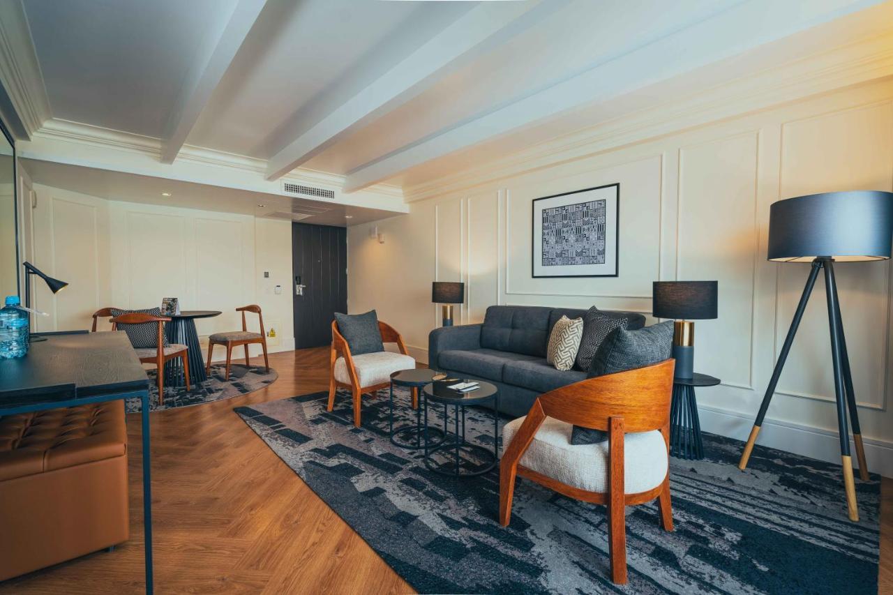 Casa Andina Premium Miraflores 리마 외부 사진 A suite at the hotel