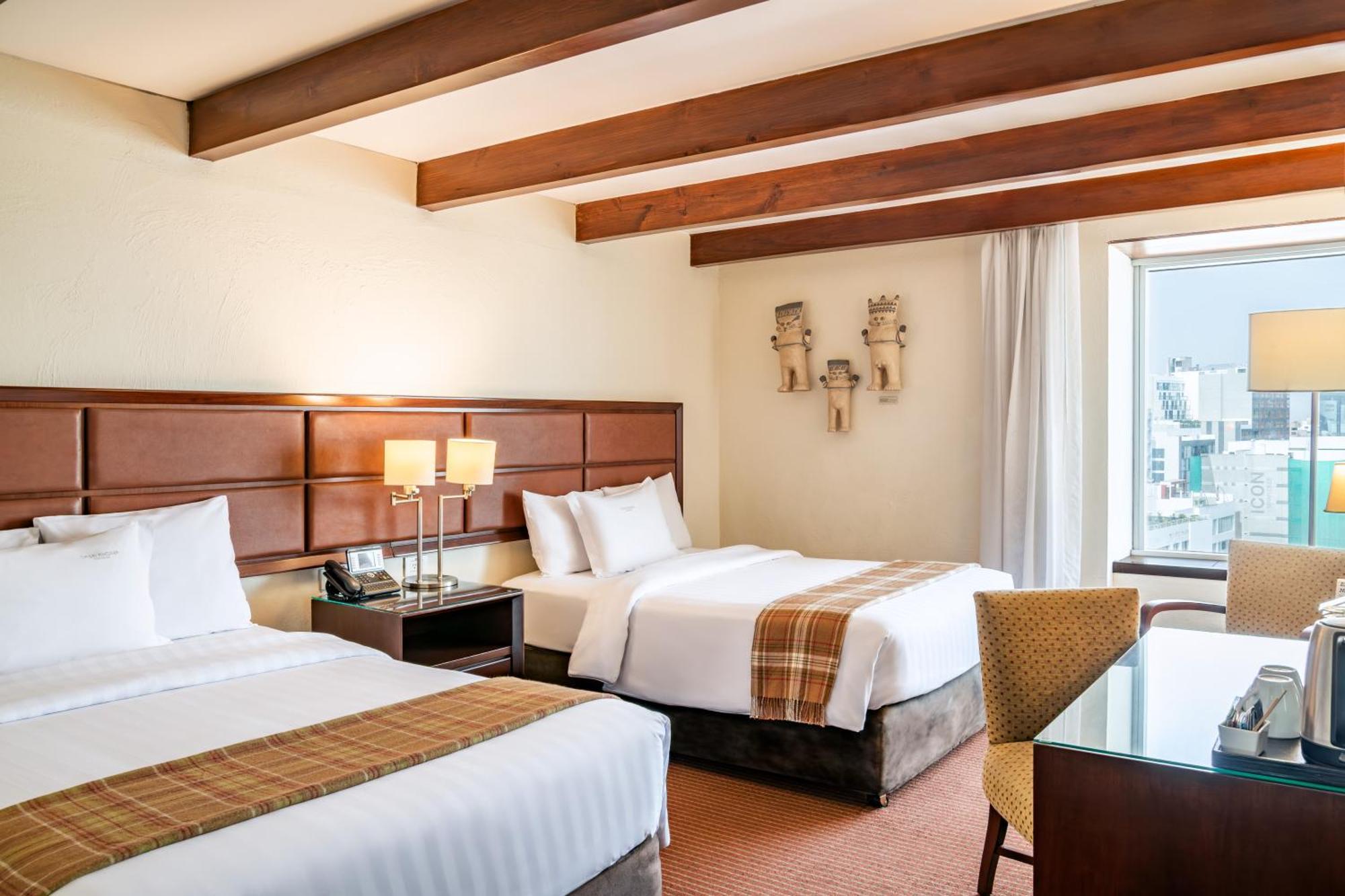 Casa Andina Premium Miraflores 리마 외부 사진 A room at the hotel