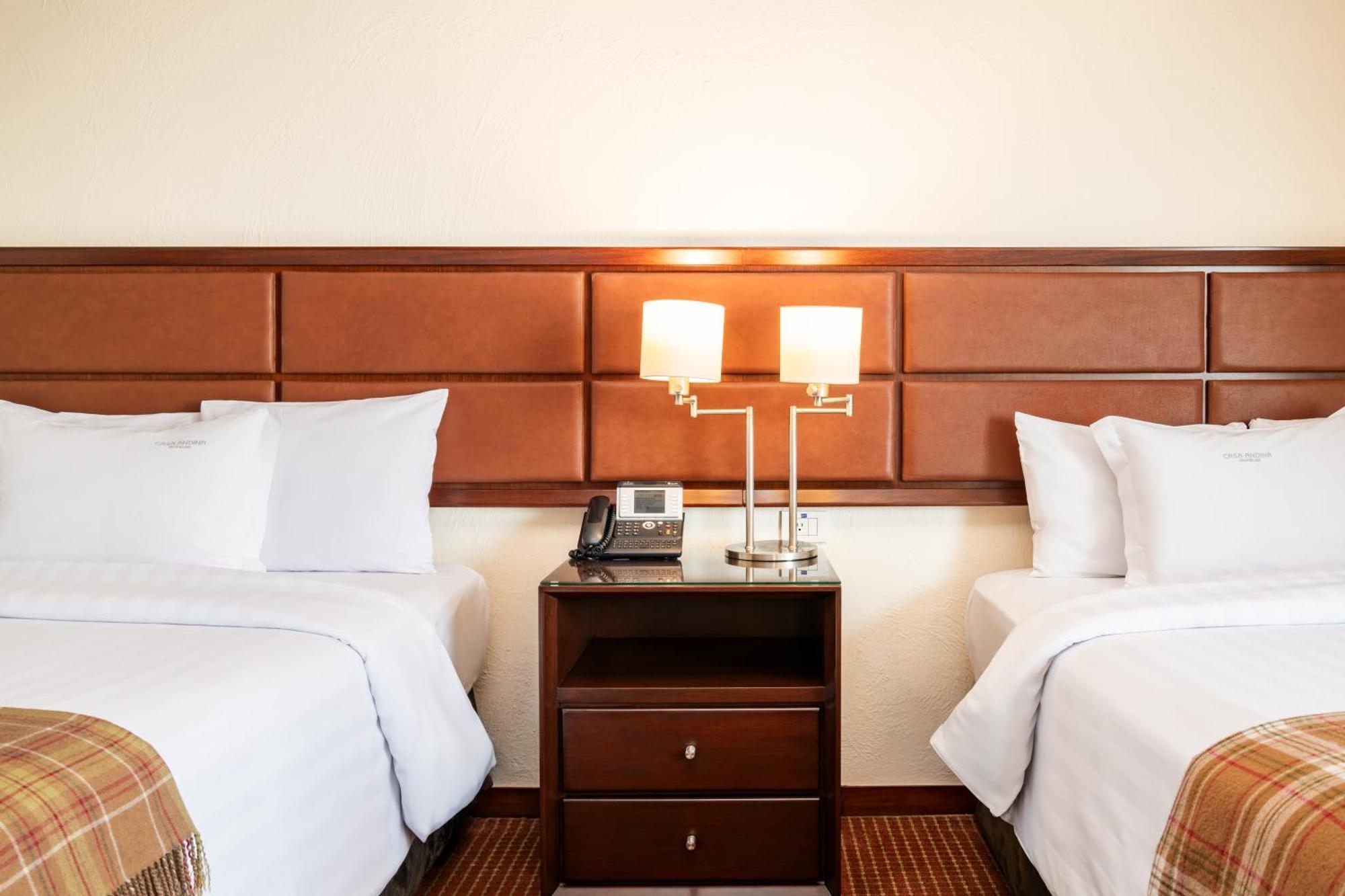 Casa Andina Premium Miraflores 리마 외부 사진 A typical room at the hotel