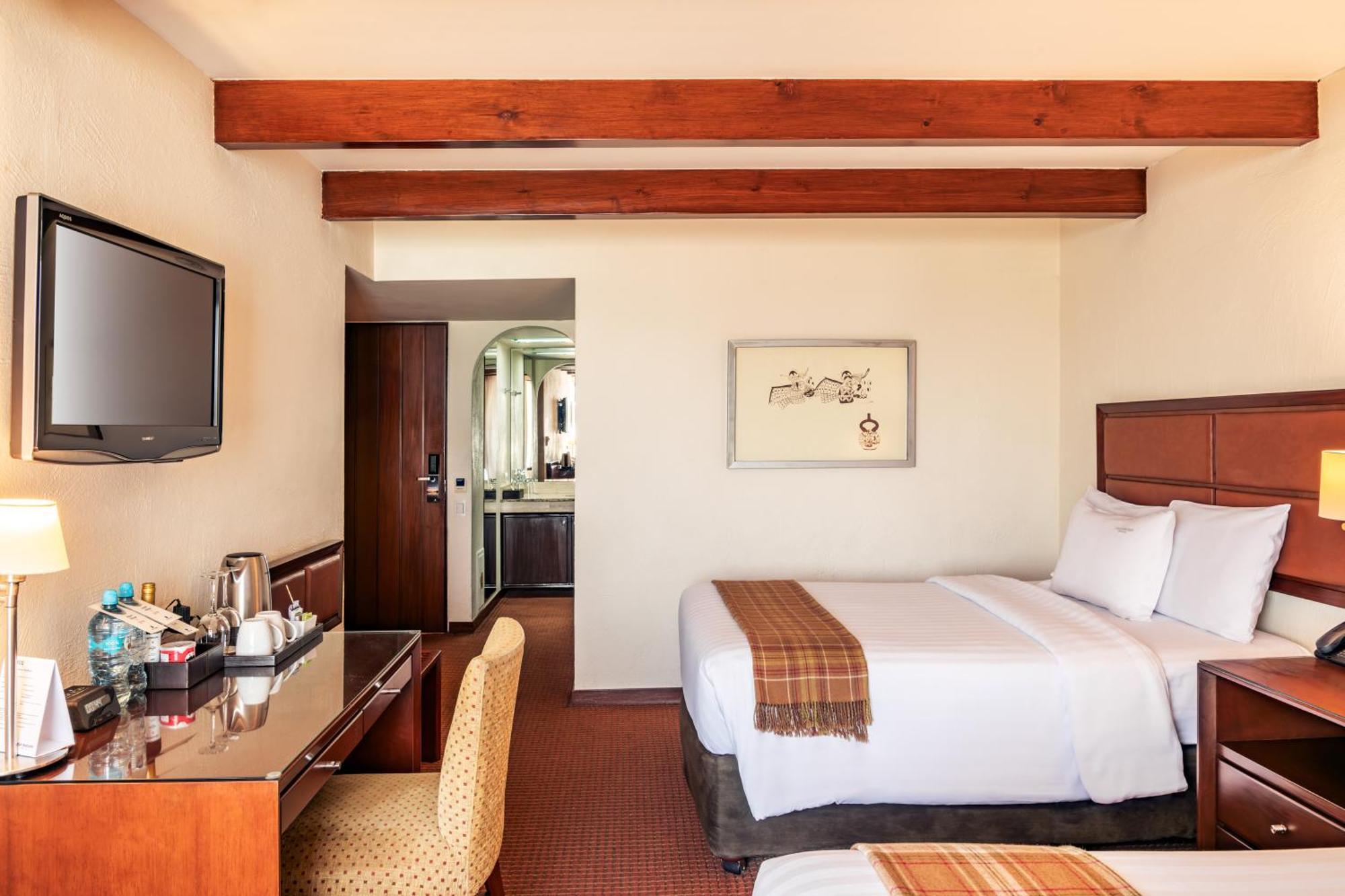 Casa Andina Premium Miraflores 리마 외부 사진 A room at the hotel