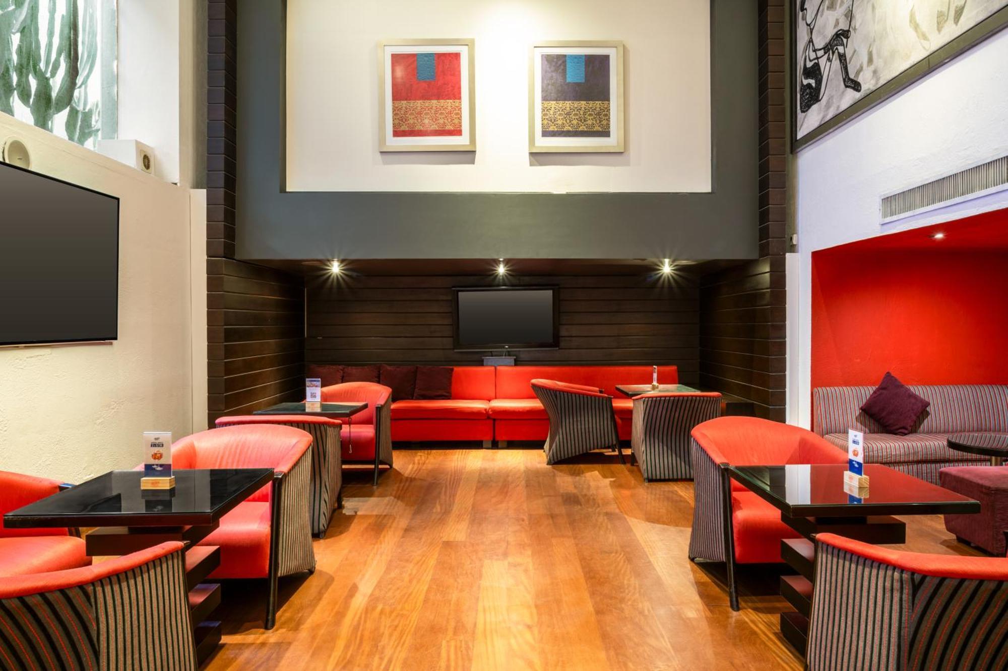 Casa Andina Premium Miraflores 리마 외부 사진 The interior of the lounge
